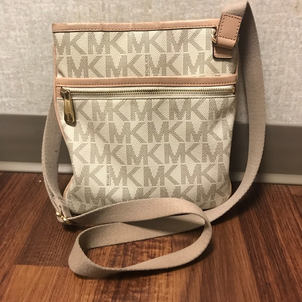 White MK logo crossbody bag